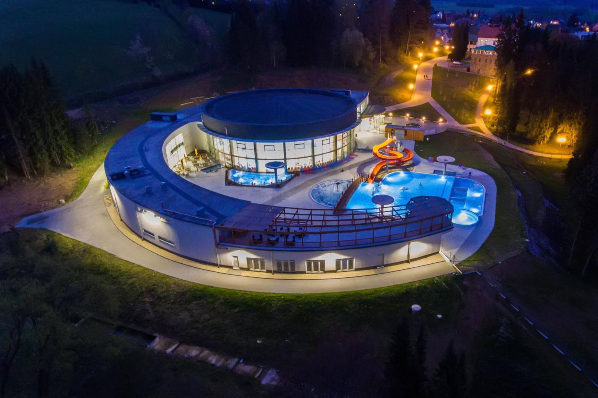 Vila Max - Whirlpool & Bazen & Sauna Velké Losiny Exterior photo