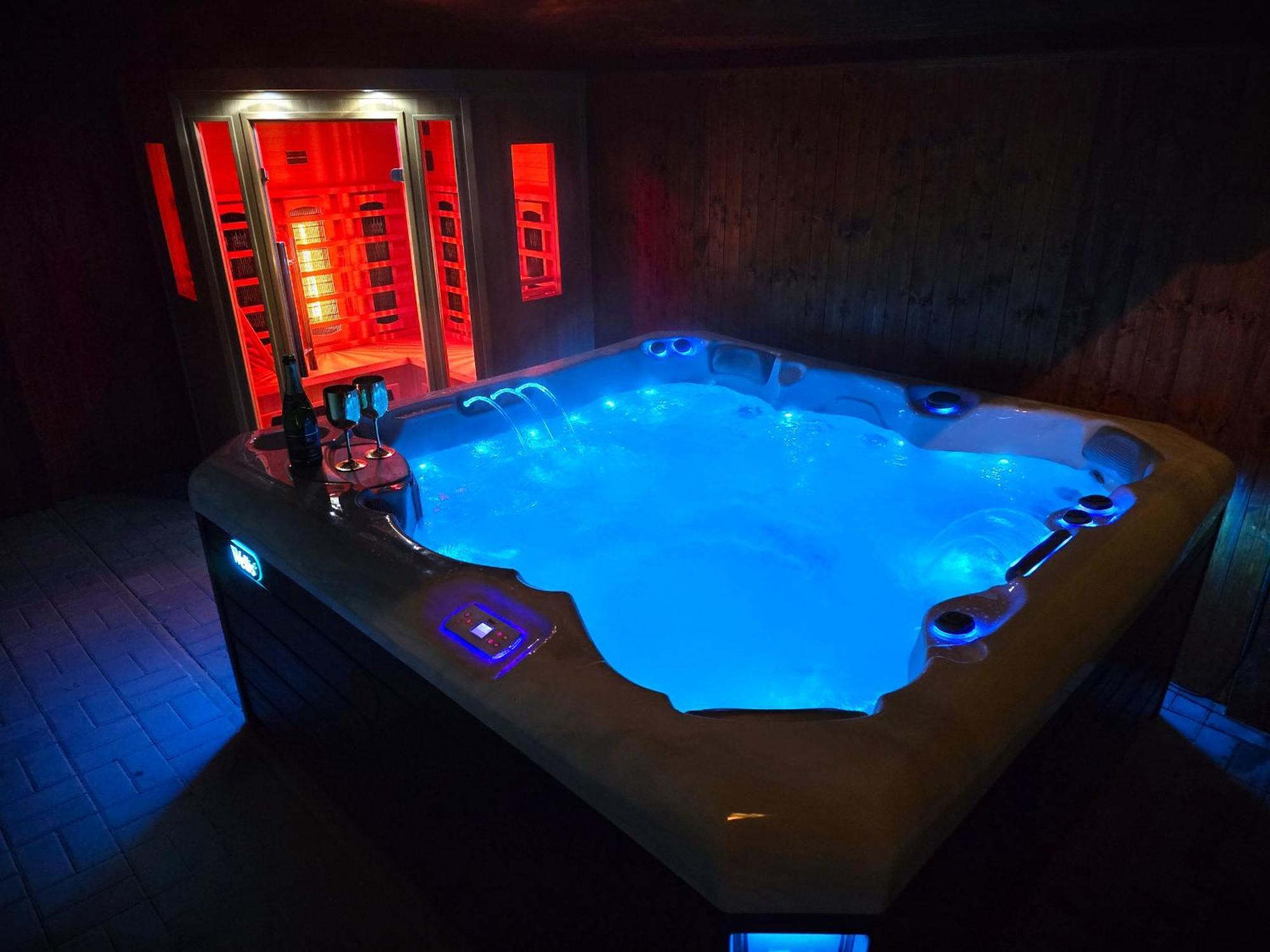 Vila Max - Whirlpool & Bazen & Sauna Velké Losiny Exterior photo